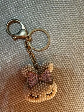 Pearl Beaded Bear Keychain with Pink Crystal Bow